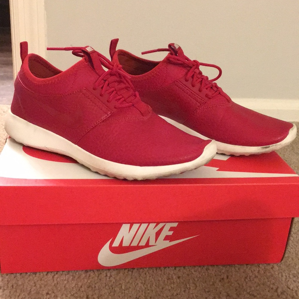 Nike Juvenate SE